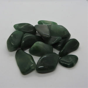 Chrysoprase (Green Chalcedony) Tumblestone